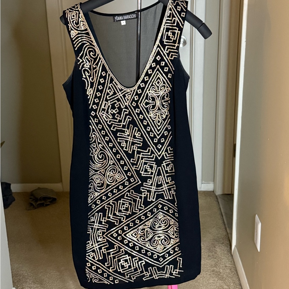 Yoana Baraschi Black V-Neck Sheath Cocktail Dress